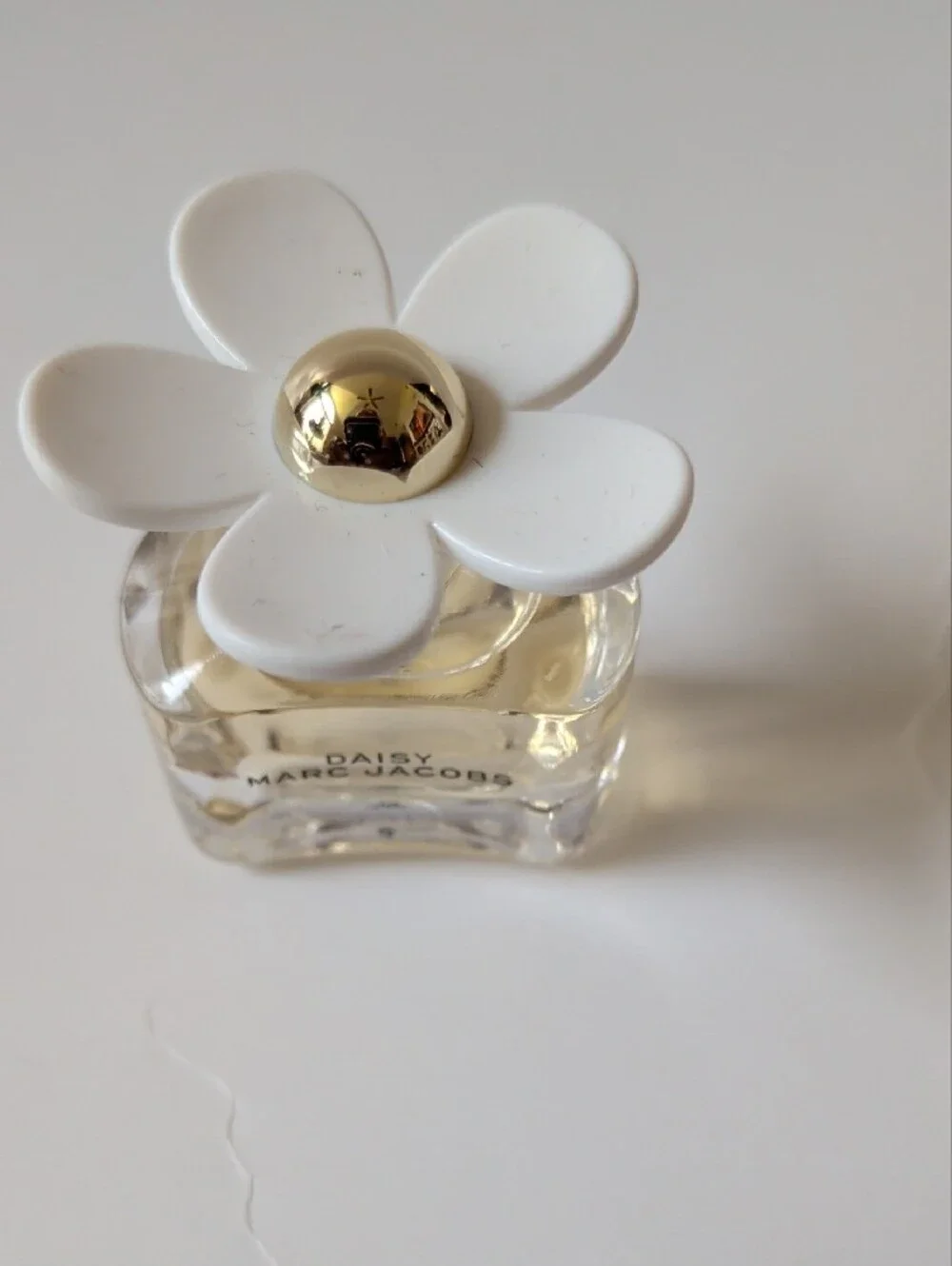 Marc Jacobs Daisy Mini Trio in White and Gold